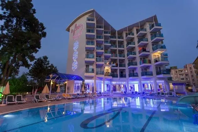 Hotel Infinity Beach