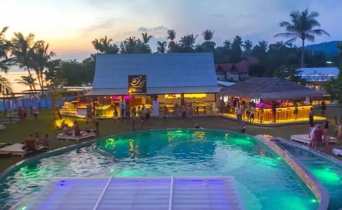 INFINITY Beach Club - Havuz