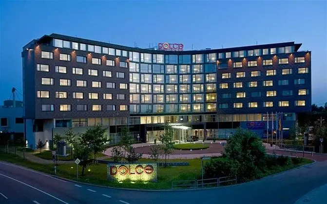 Infinity Hotel & Conference Centre Munich