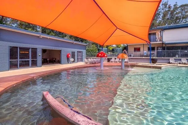 Ingenia Holidays Avina - Havuz