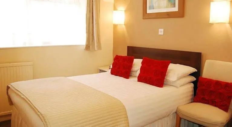 The Inglewood Hotel