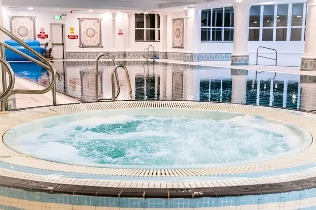 Inishowen Gateway Hotel - Havuz