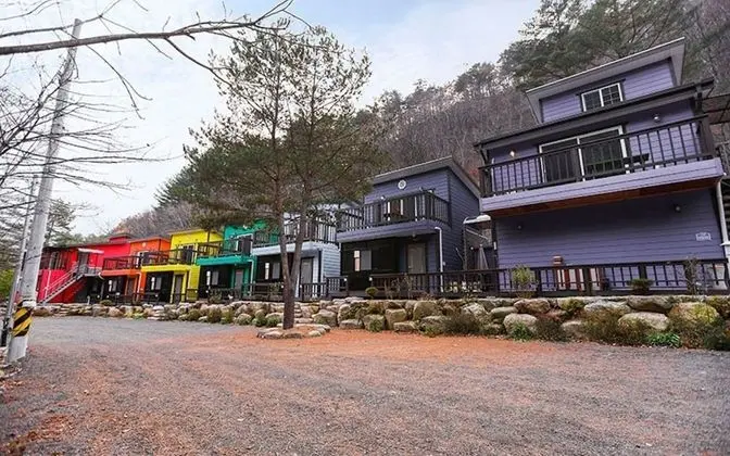 Inje Baekdam Rainbow Pension