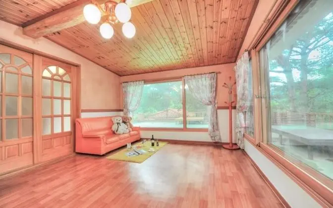 Inje Solbathwangto Pension