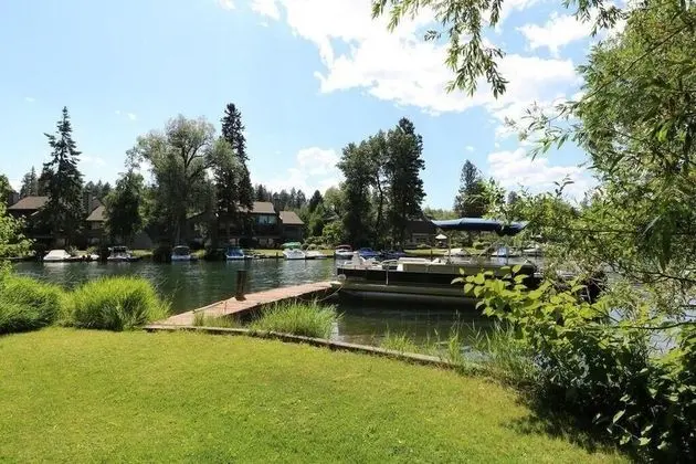 Inn on Bigfork Bay John Wayne