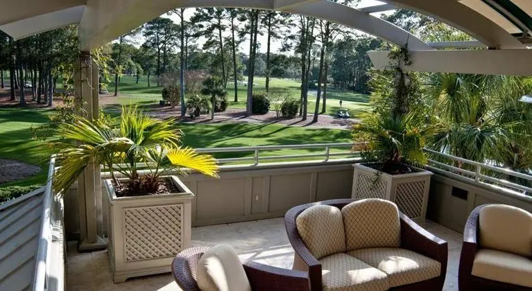 Inn and Club at Harbour Town