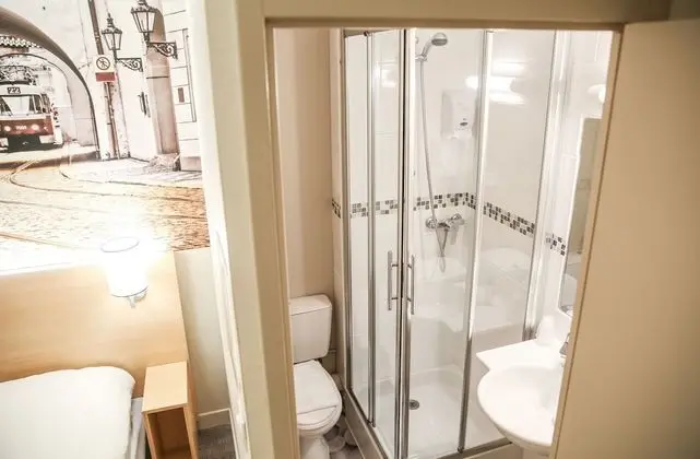 INN DESIGN HOTEL CHÂTEAUBRIANT - Oda