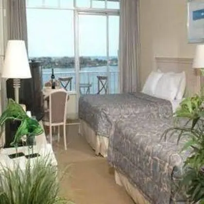 Inn on Destin Harbor