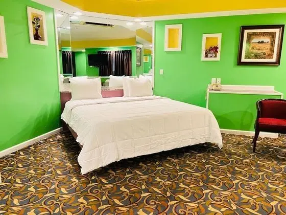 Inn of the Dove - Luxury Romantic Suites with Jacuzzi & Fireplace at Harrisburg-Hershey - Oda