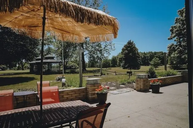 The Inn At Gull Lake - Dış Mekanlar