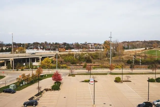 THE INN AT HARBOR SHORES