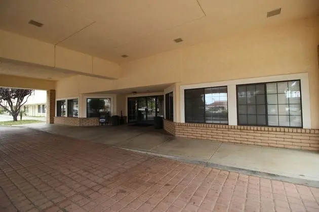 Inn of Lompoc - Dış Mekan