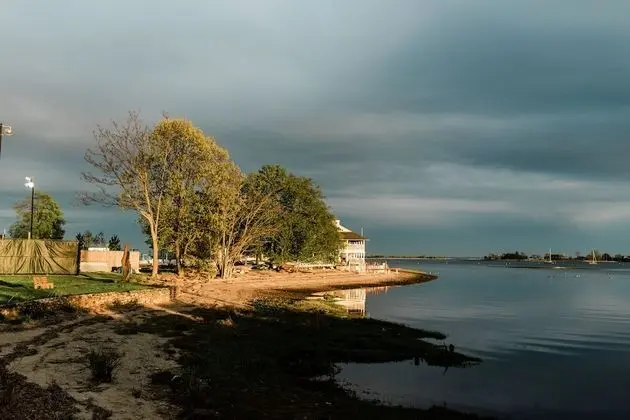 Inn at Longshore - Plaj