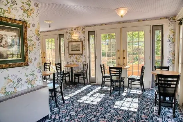 Inn on Mackinac - Lobi