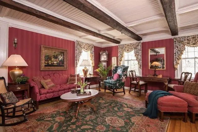 The Inn at Ormsby Hill