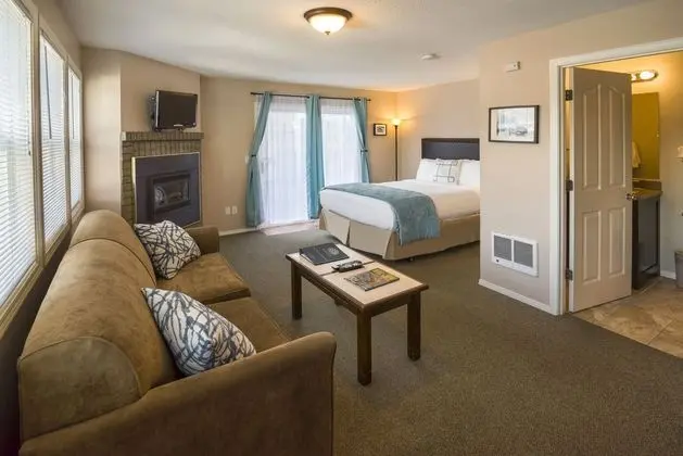Inn at the Prom