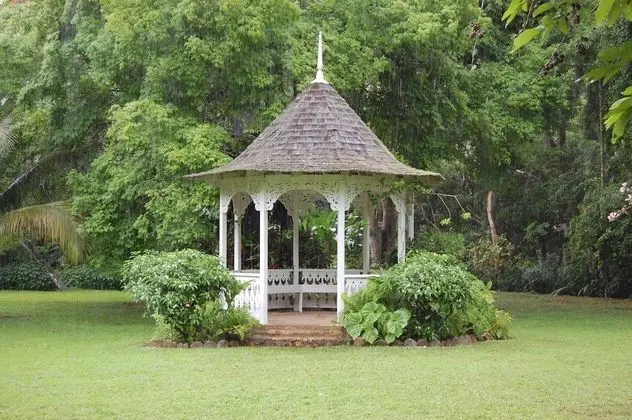 Inn at Shaw Park Gardens & Waterfalls - Dış Mekanlar