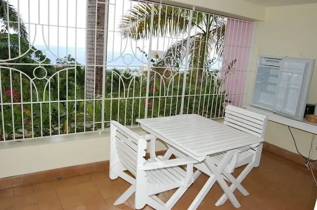 Inn at Shaw Park Gardens & Waterfalls - Yerinde Yemek