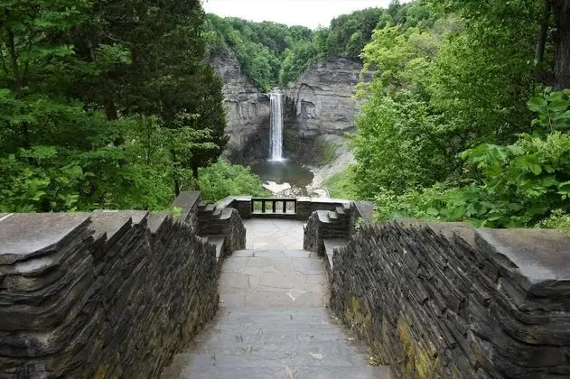 Inn at Taughannock Falls - Öne Çıkan Resim