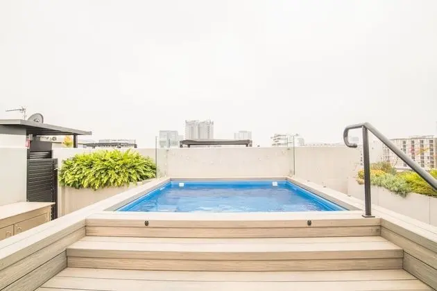 Inner City Penthouse With Private Rooftop - Havuz