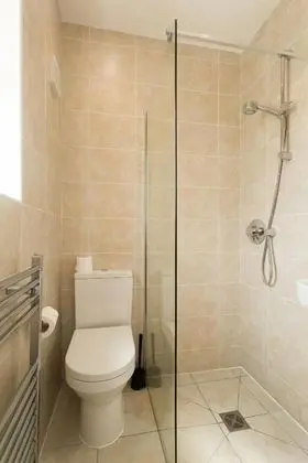 INNit Rooms - Upper Rock - Banyo Tipleri