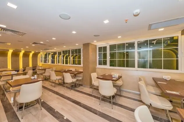 Inntel Hotel Istanbul - Yerinde Yemek