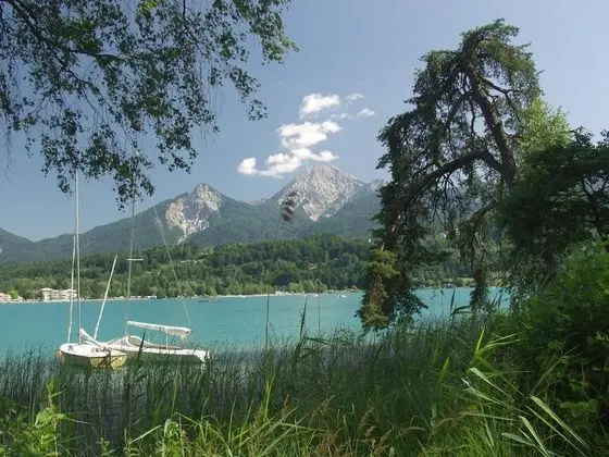 Inselhotel Faakersee