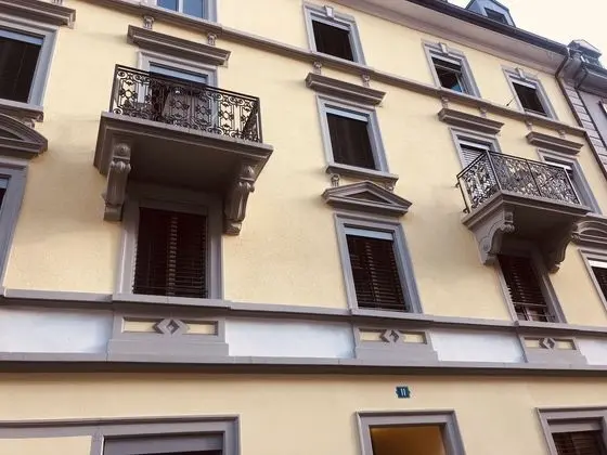 INSIDE FIVE CITY APARTMENTS