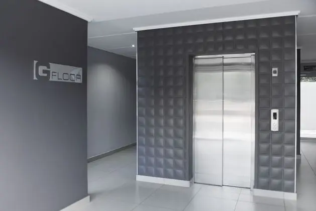 Insignia Lifestyle - Lobi
