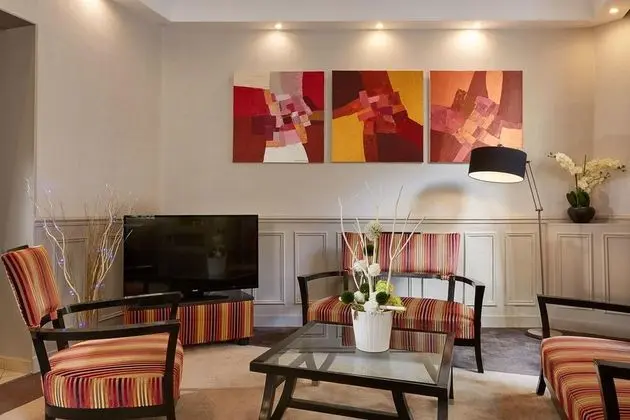 Inter-Hotel Delos Vaugirard