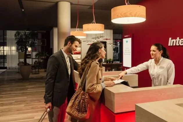 IntercityHotel Dortmund - Lobi