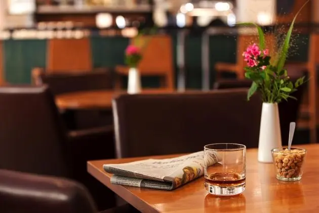 IntercityHotel Freiburg - Bar