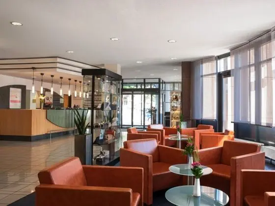 IntercityHotel Freiburg - Lobi