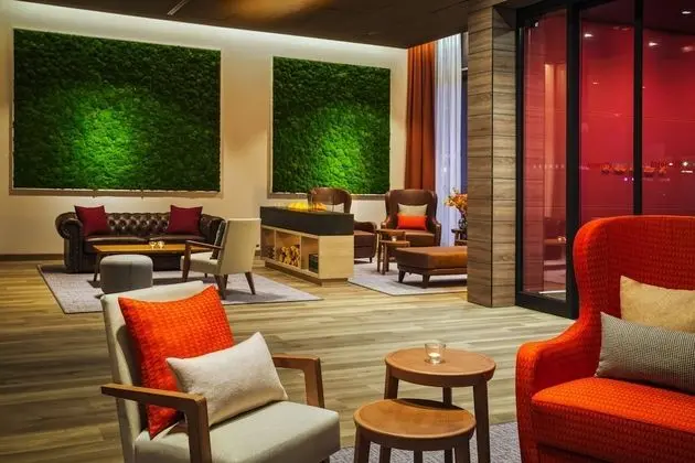 IntercityHotel Hamburg-Barmbek - Lobi