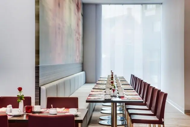 IntercityHotel Enschede - Yeme / İçme