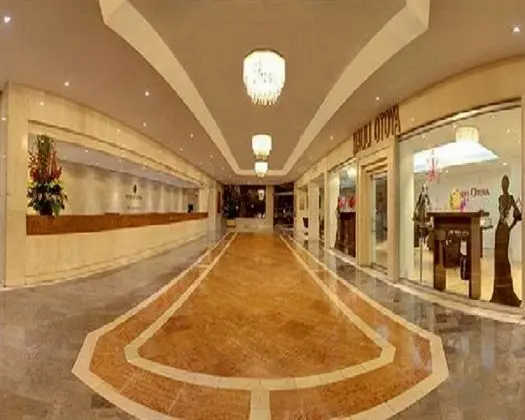 Intercontinental Cali - Lobi