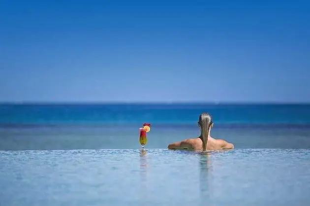 InterContinental Fiji Golf Resort & Spa - Havuz