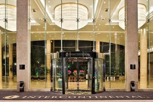 InterContinental Sancha Lake