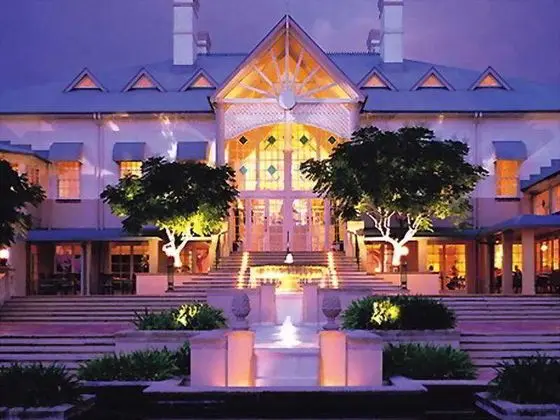 Intercontinental Sanctuary Cove Resort
