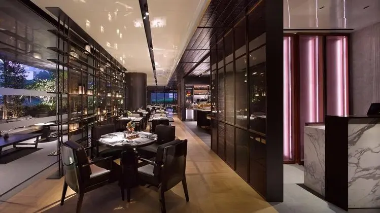 InterContinental Singapore Robertson Quay - Yeme / İçme