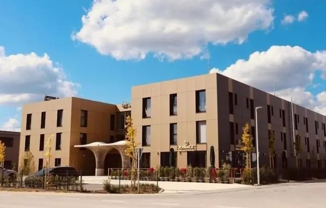 Intergroup Business & Design Hotel Ingolstadt - Dış Mekan