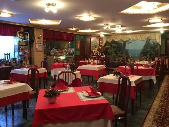 Hotel Internacional - Yerinde Yemek