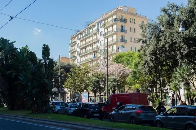 Interno 10 Cavour
