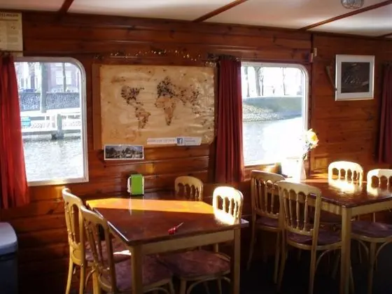 Intersail hostel Amsterdam - Yerinde Yemek