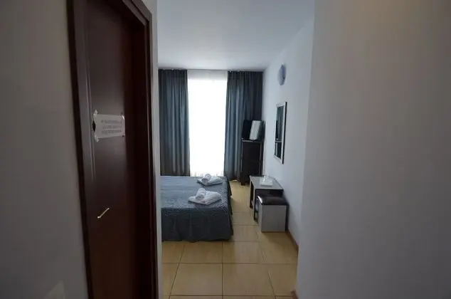 Intim Hotel - Oda