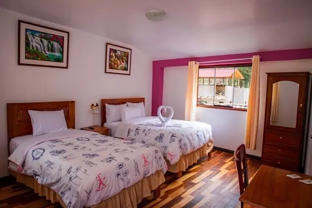 Intitambo Three Star Hotel With Panoramic View of the Mountains - Oda