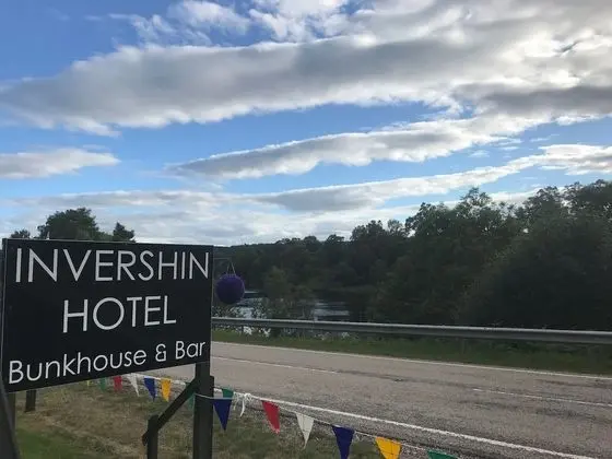 Invershin Hotel Bunkhouse & Bar - Dış Mekan