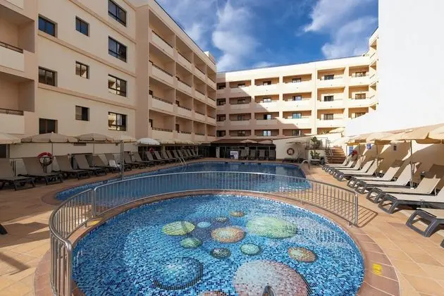 Invisa Hotel La Cala - Havuz