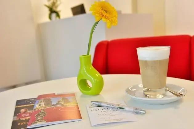 INVITE Hotel Fulda City - Lobi