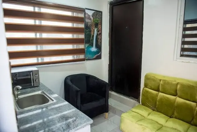 Inviting 1-bed Apartment Located in Abuja - Oda Düzeni